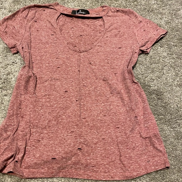 LuLus distressed cut out top- SMALL - Picture 1 of 2